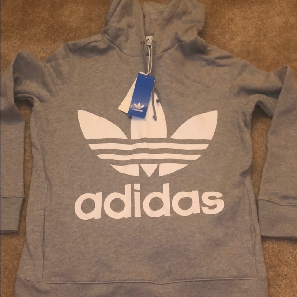 NWT Women’s Adidas Trefoil Hoodie Size Small